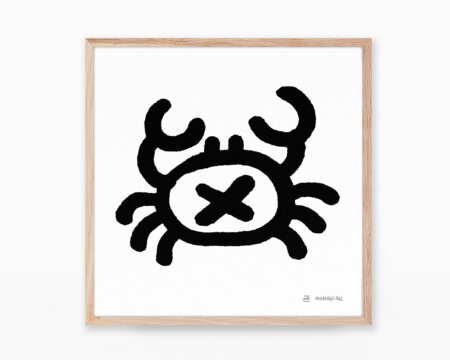 Decorative wall hanging for children with a drawing of a minimalist crab.